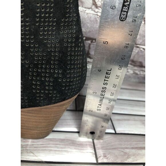 Violet & Red Jensen Black Suede Perforated Ankle Boots Block Heels Women Sz 6M - Picture 11 of 16